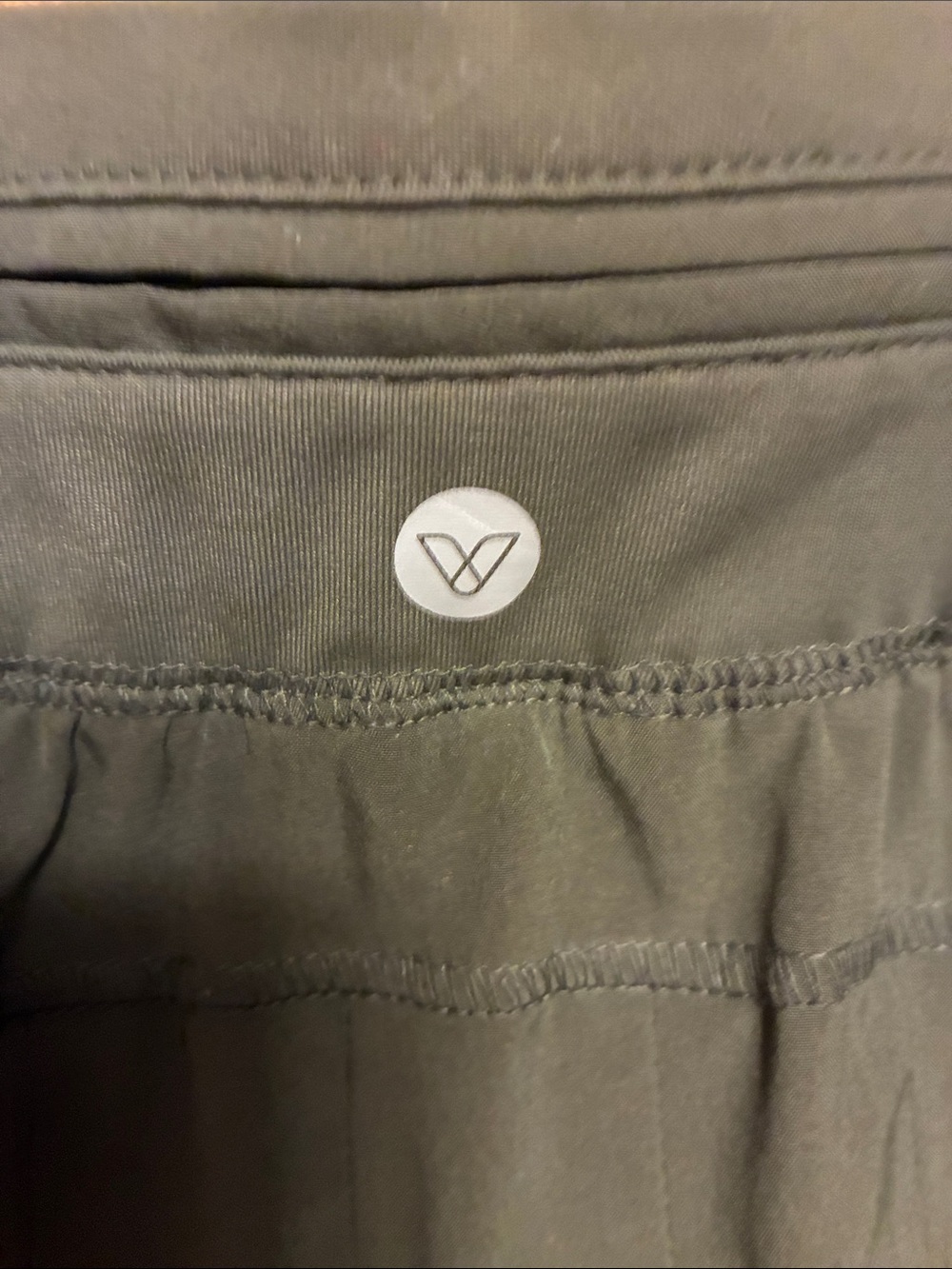 LIVI ACTIVE. Olive Green Skort with Built-In Shorts with pockets. Size L (14-16) - Picture 9 of 11